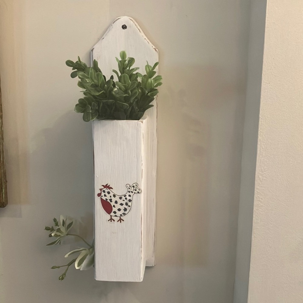 Farmhouse decor.